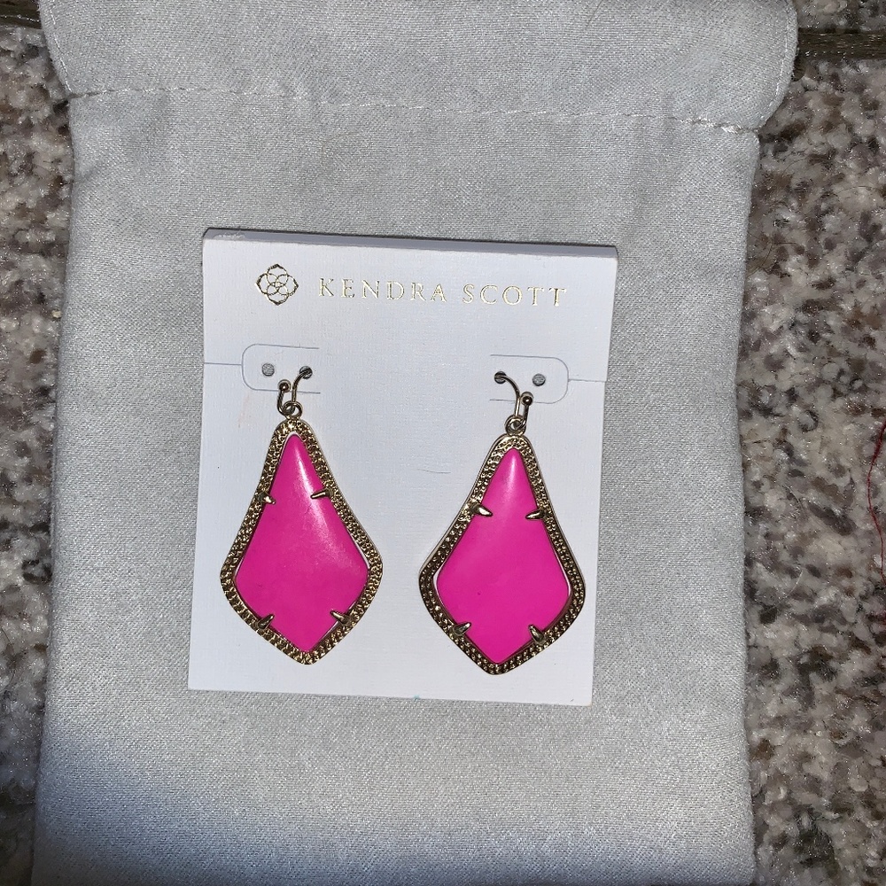 Kendra Scott Hot Pink Earrings